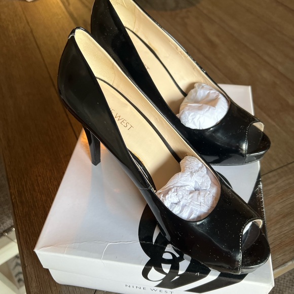 NINE WEST Woman’s shoes - Picture 8 of 14